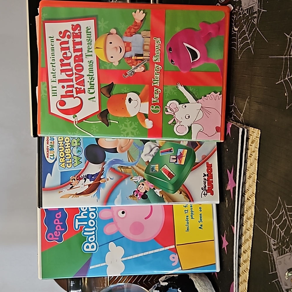 Set of 3 Baby/Toddler DVDs - Peppa Pig, Mickeys Clubhouse and Christimas